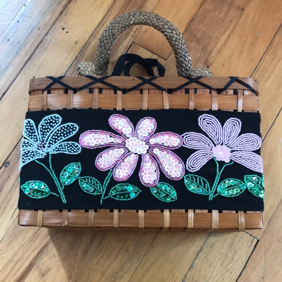 Pita Kura Handbeaded Drawstring Straw Bags (Small) - Picture 3 of 7